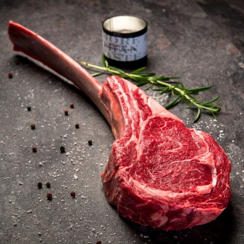 28-day Dry Aged Tomahawk Steak — Premium Cut | Biltong Chief Hong Kong